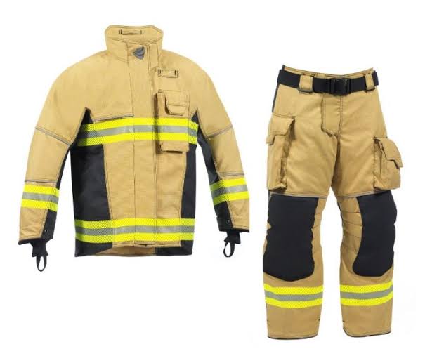Fato de Combate a Incêndio (Turnout Gear)